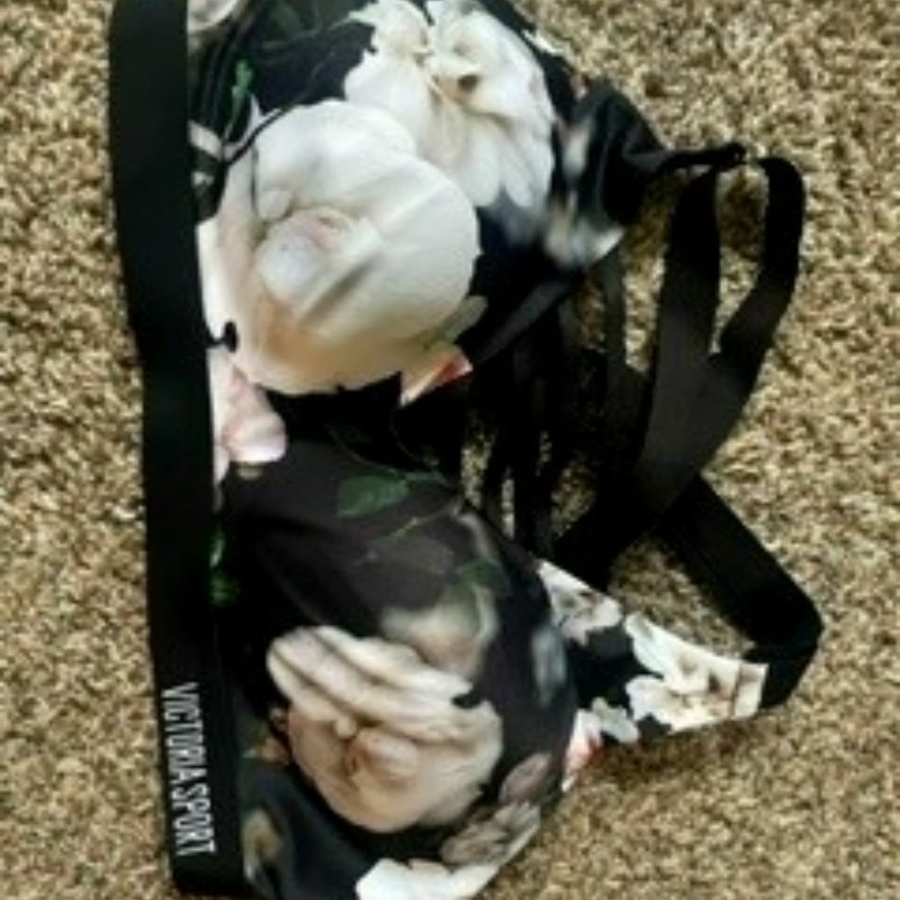 Victoria's Secret Sports Bra